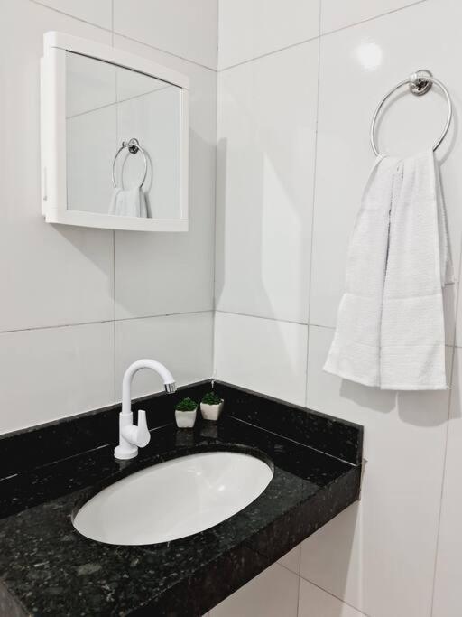 Flat Compacto E Mobiliado Proximo A Rodoviaria Aeroporto Apartment Palmas  Ngoại thất bức ảnh